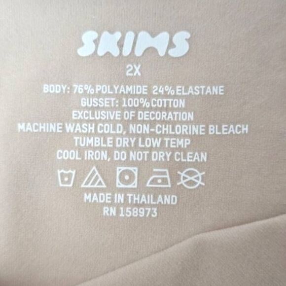 SKIMS DIPPED FRONT BIKINI PANTY NWT - Picture 5 of 8